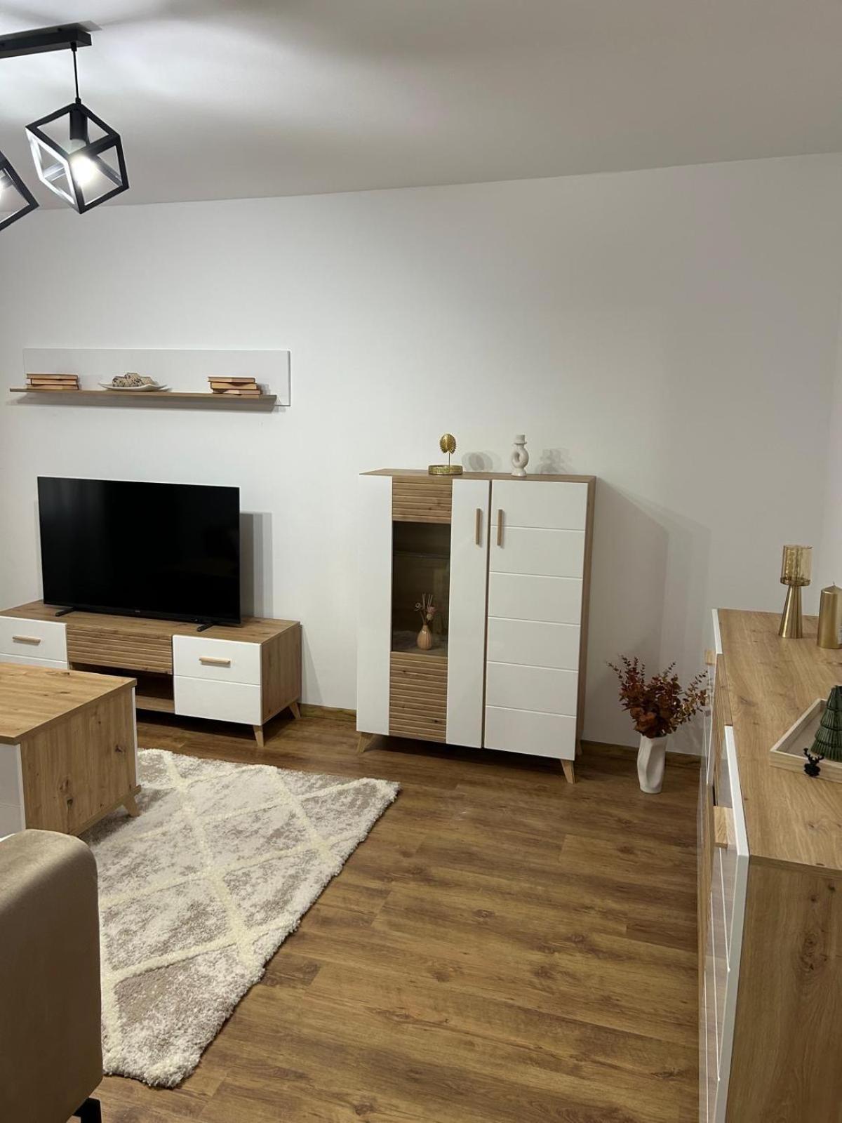 Jasminique Suite Craiova Eksteriør billede